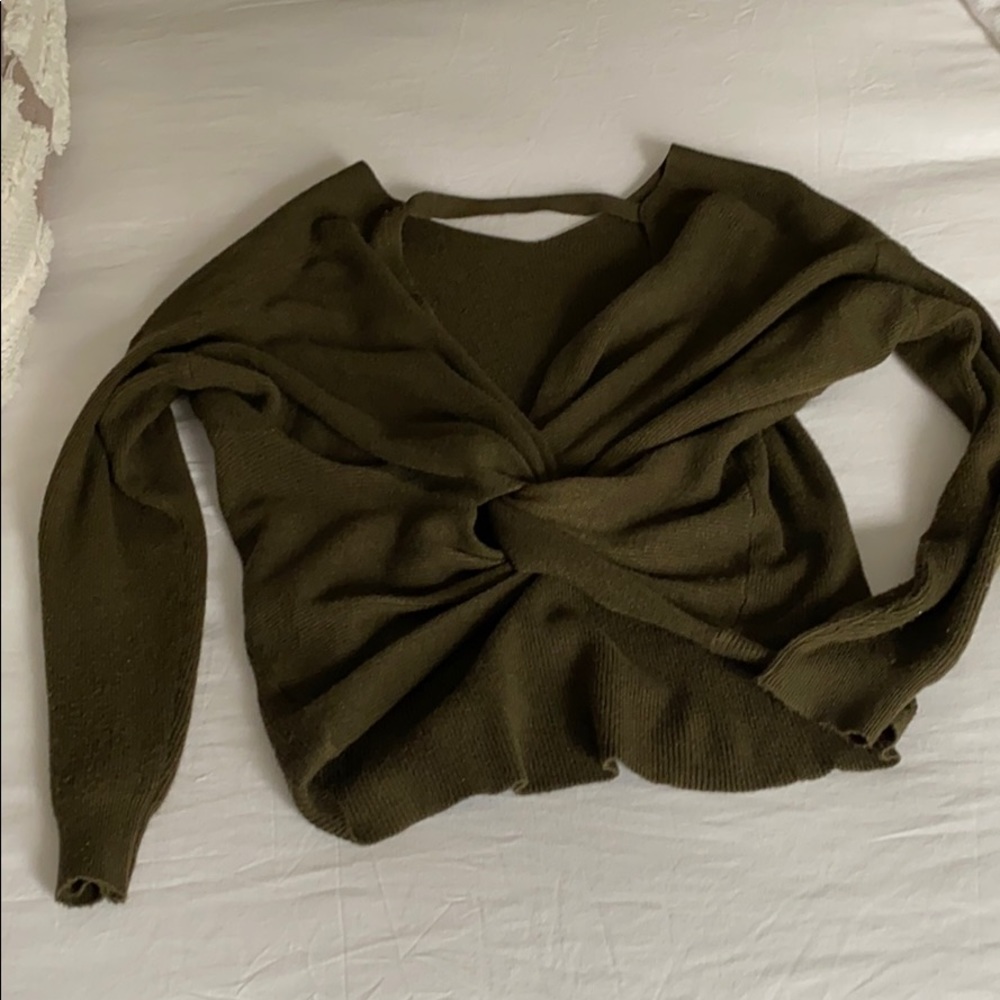 Twist back open sweater
